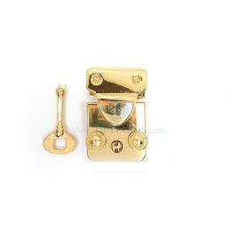 TR 012 CHAPA CON LLAVE DORADO