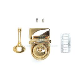 TR 01 CHAPA CON LLAVE DORADO